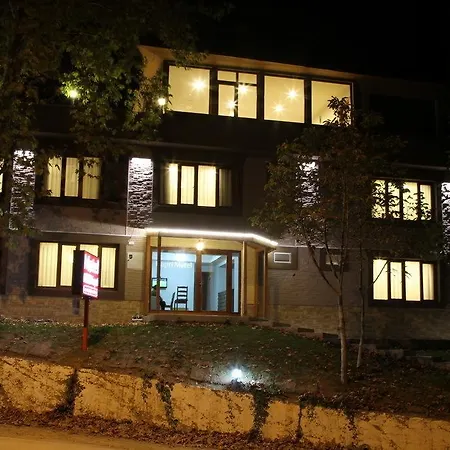 Kapri & Kaplica Yalova 모텔 3*